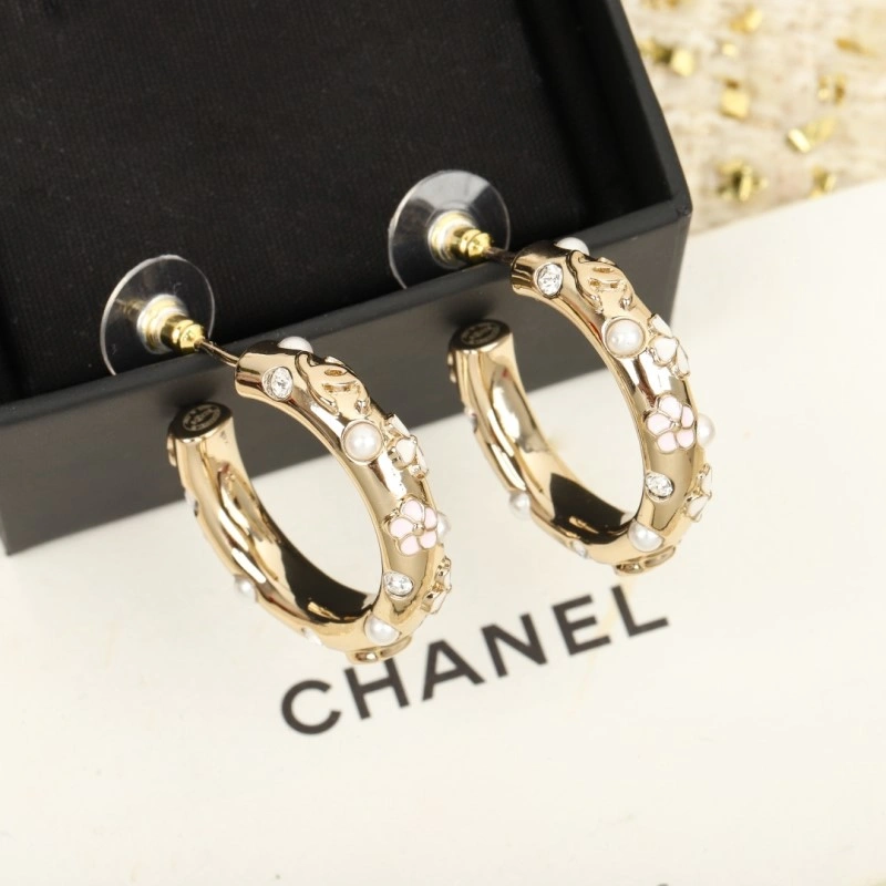 Chanel Earrings MoistureWicking 220944