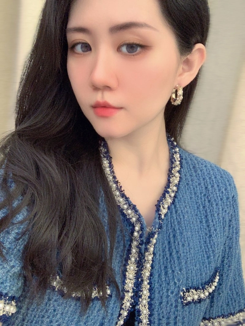 Chanel Earrings MoistureWicking 220944