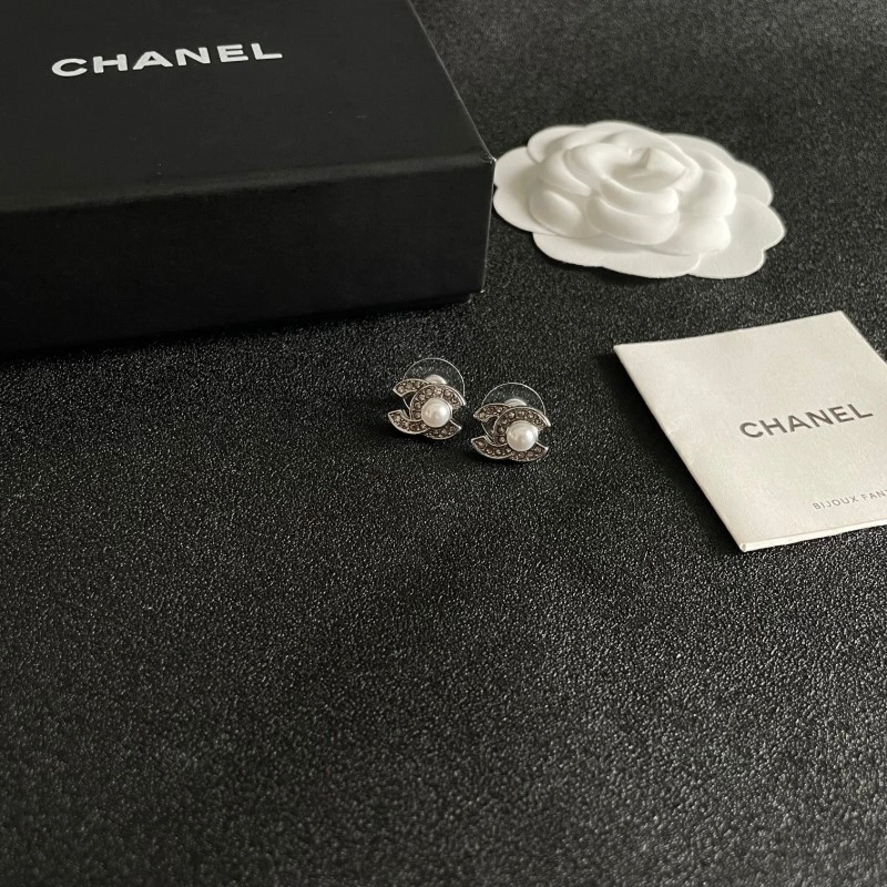 Chanel Earrings StreetReady 220953