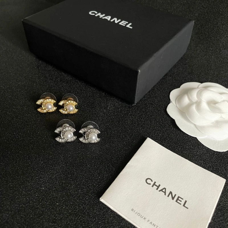 Chanel Earrings Vibrant 220948