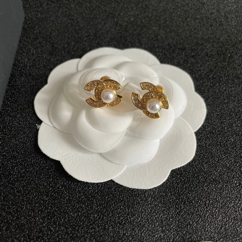 Chanel Earrings Vibrant 220948