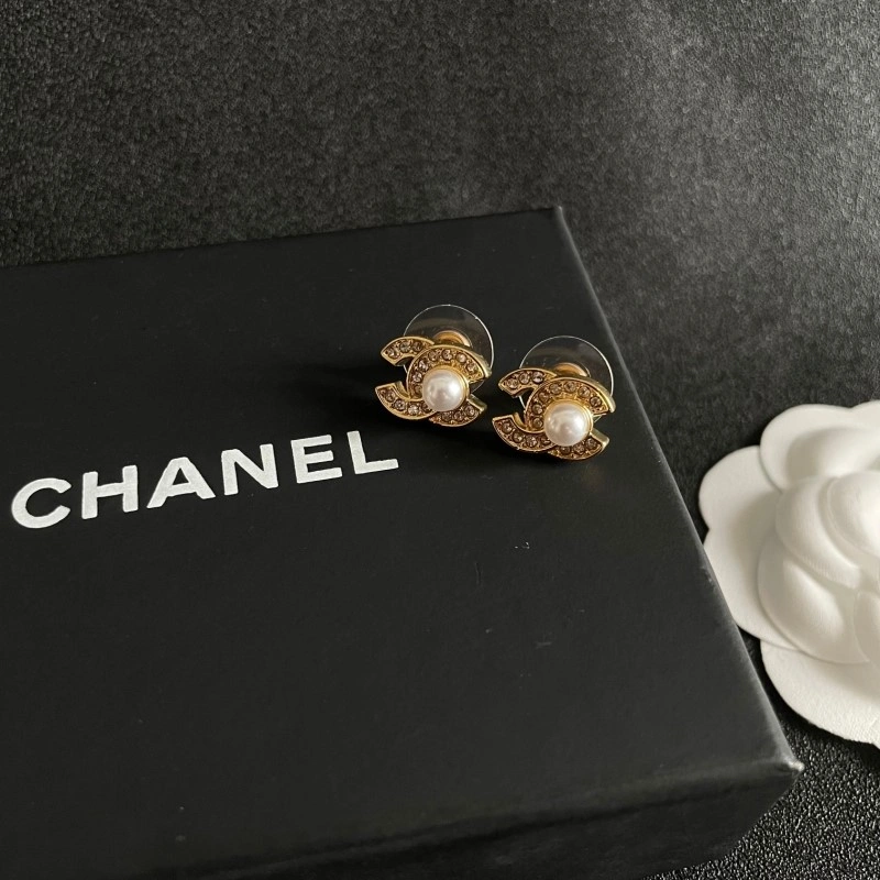 Chanel Earrings Vibrant 220948