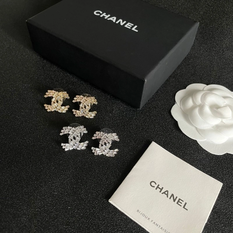 Refined Chanel Earrings 220937