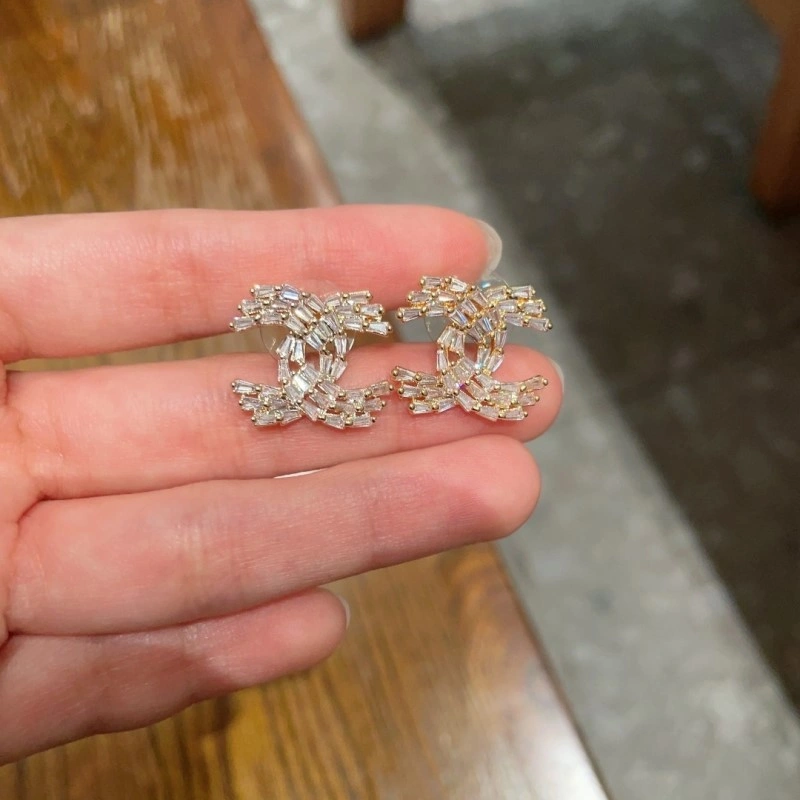 Refined Chanel Earrings 220937