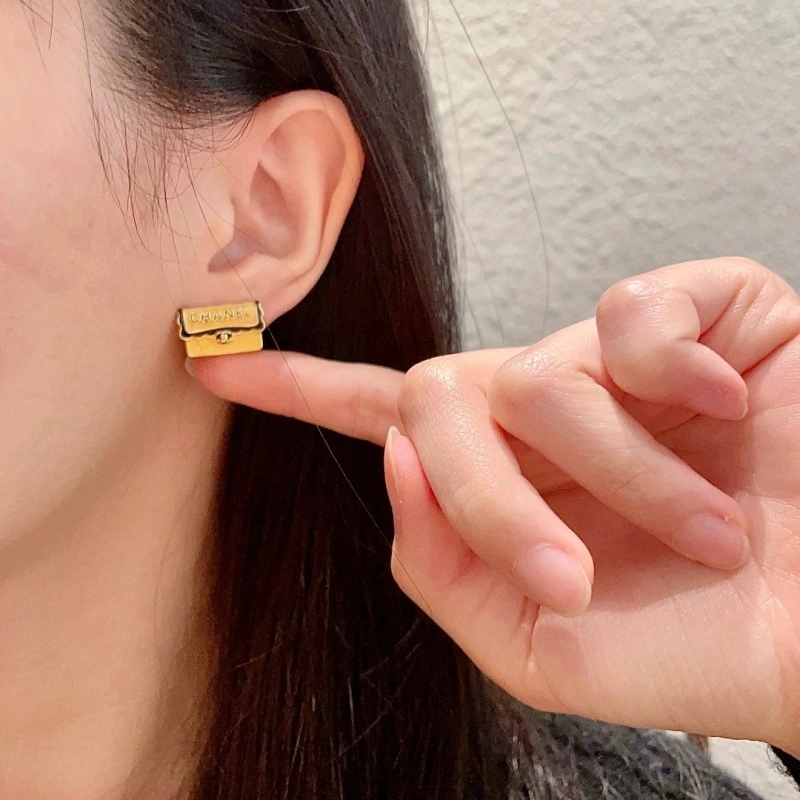 Chanel Earrings Functional 220932