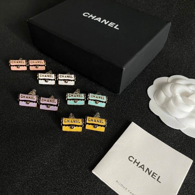 Chanel Earrings SoftTouch 220943