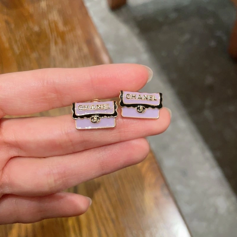Chanel Earrings SoftTouch 220943
