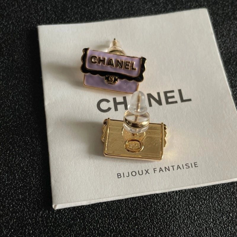 Chanel Earrings SoftTouch 220943