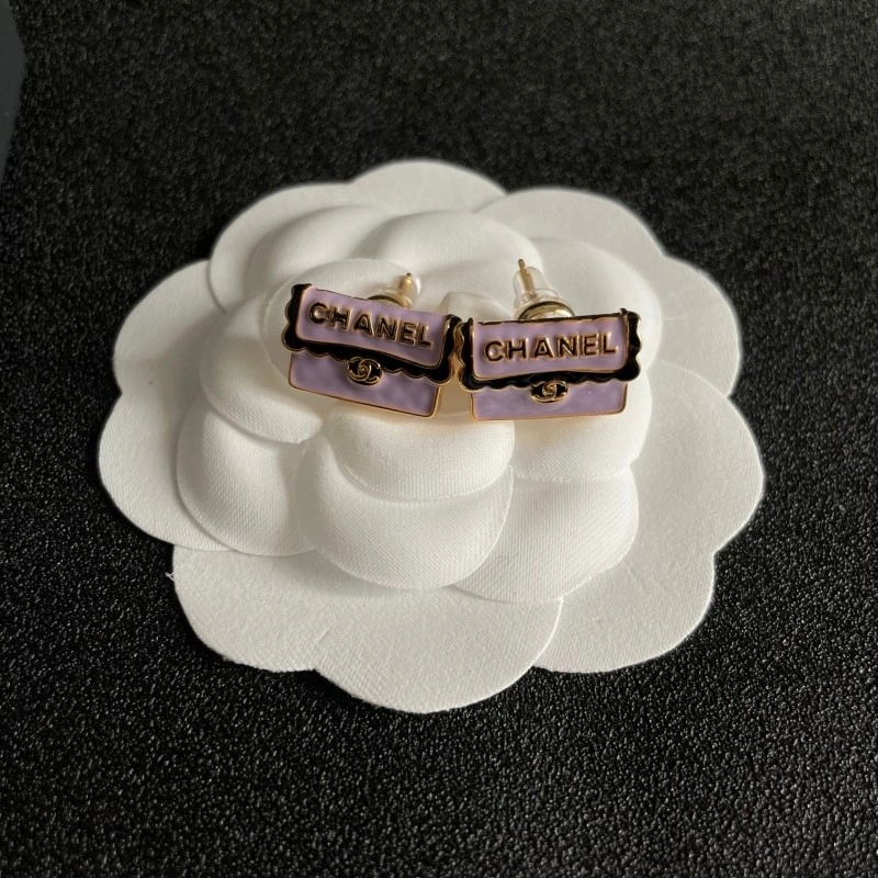 Chanel Earrings SoftTouch 220943