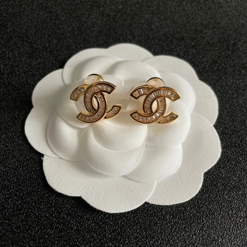 Snug Chanel Earrings 220942