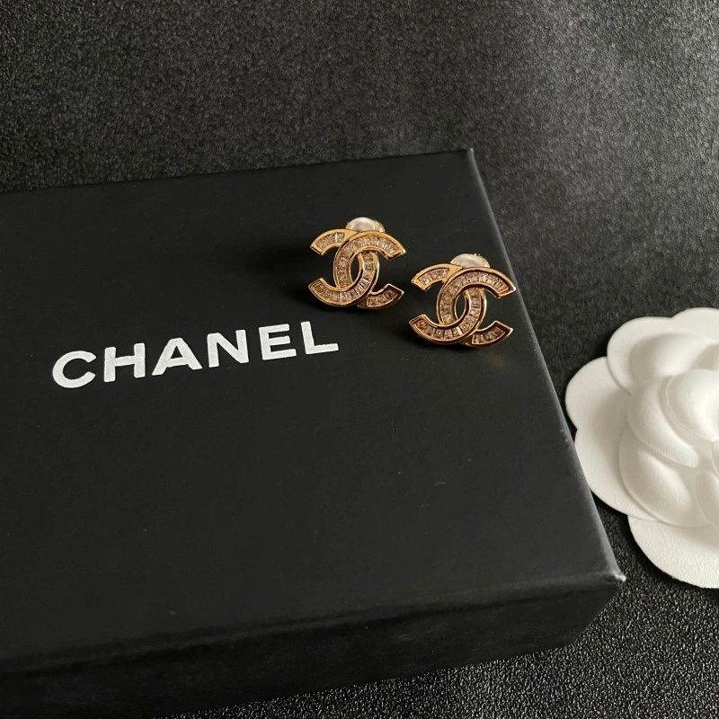 Snug Chanel Earrings 220942