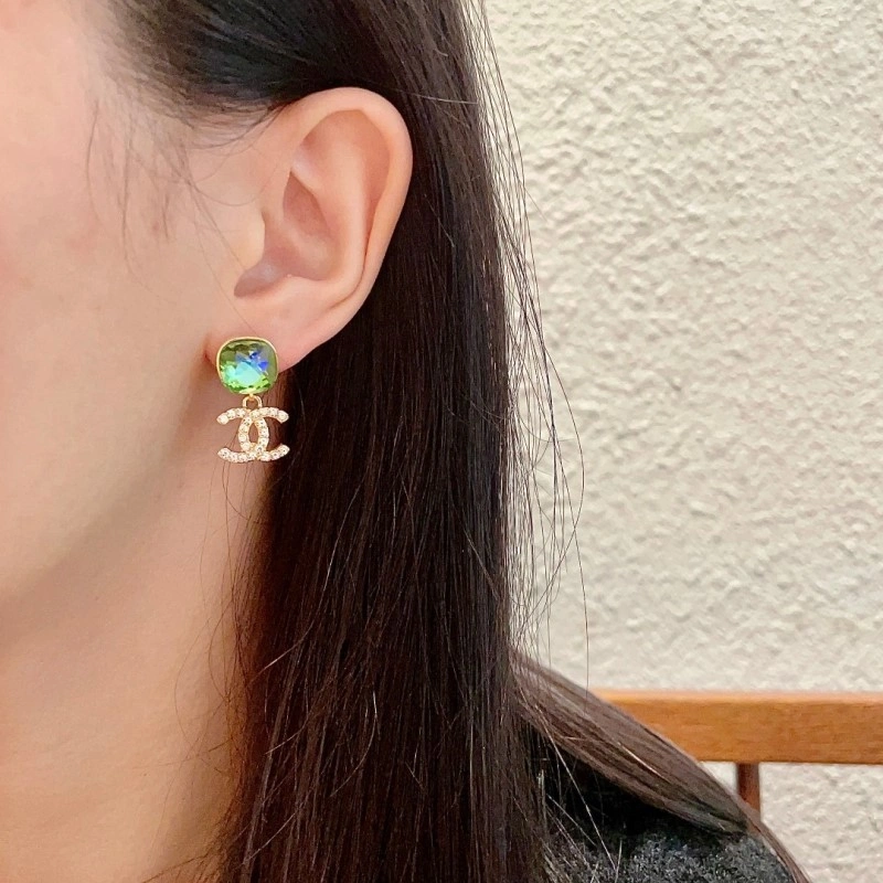 Stretchable Chanel Earrings 220958