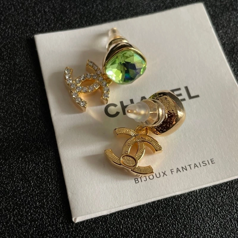 Stretchable Chanel Earrings 220958