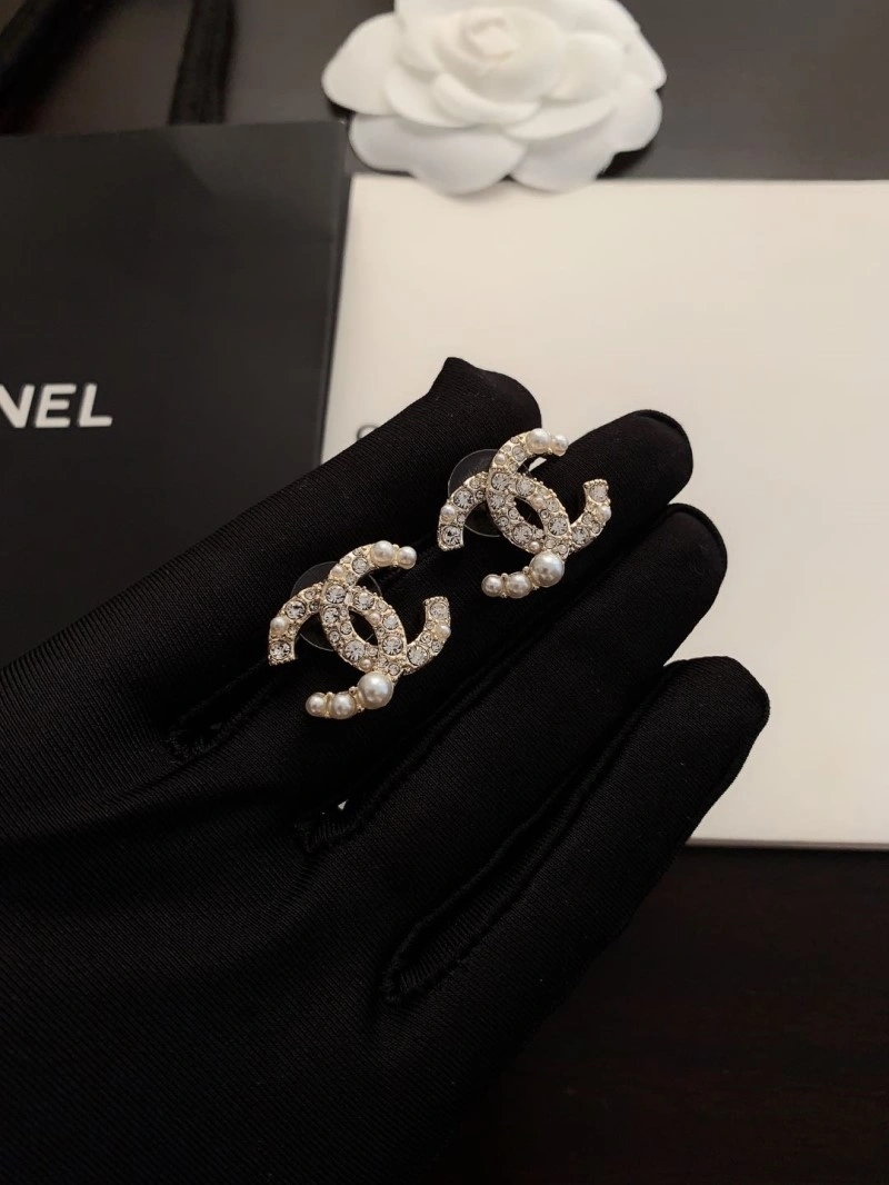 Chanel Earrings Flexible 220982