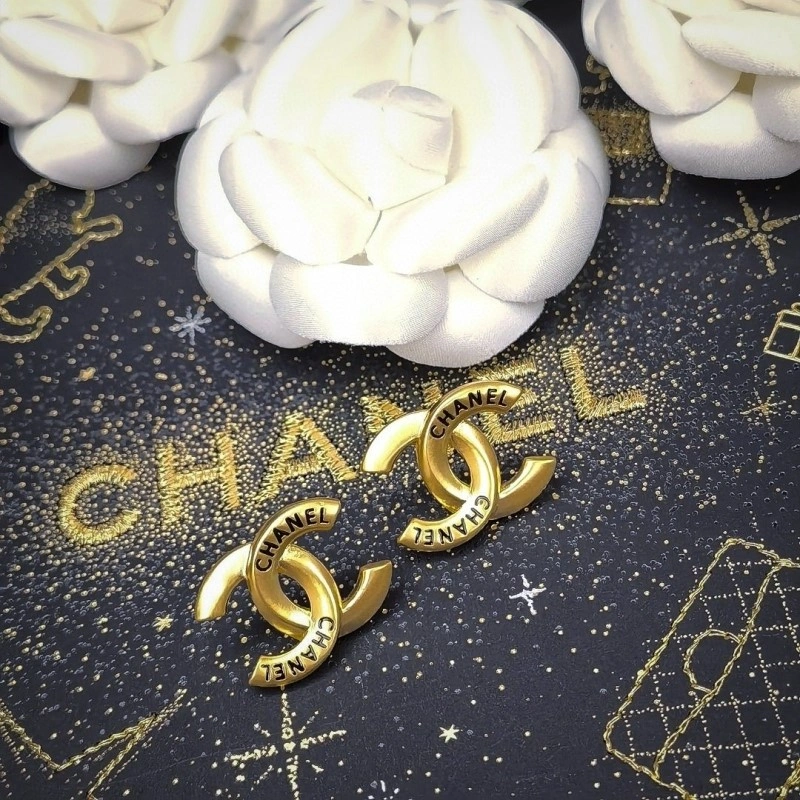 Chanel Earrings Soft 221005