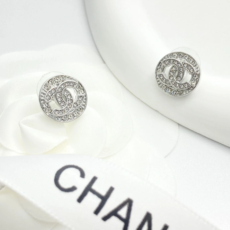 Trendsetting Chanel Earrings 220919