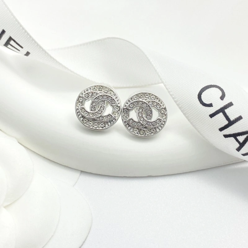 Trendsetting Chanel Earrings 220919