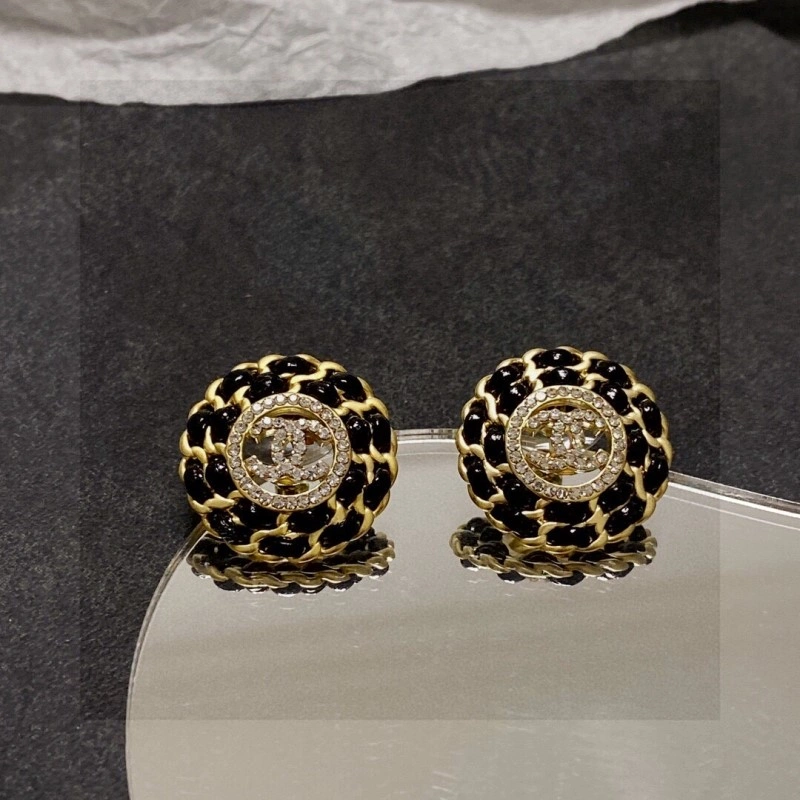 Chanel Earrings Unique 220221