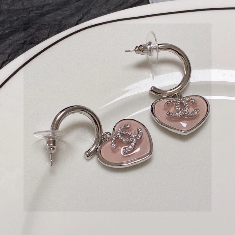 WrinkleFree Chanel Earrings 220211