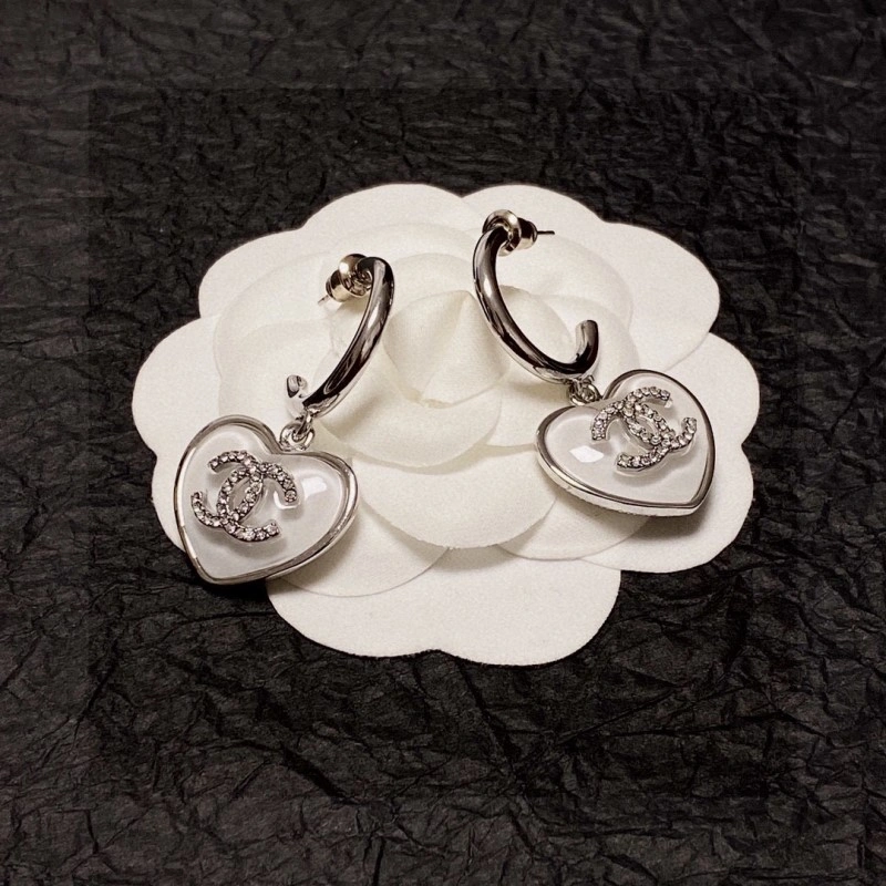 Chanel Earrings Neat 220208