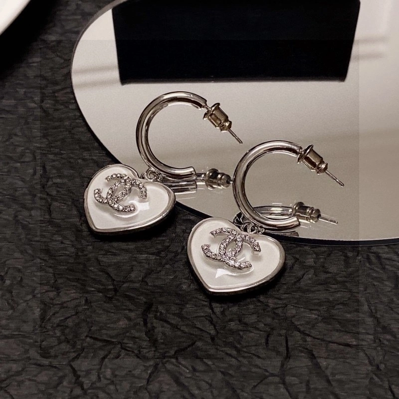 Chanel Earrings Neat 220208