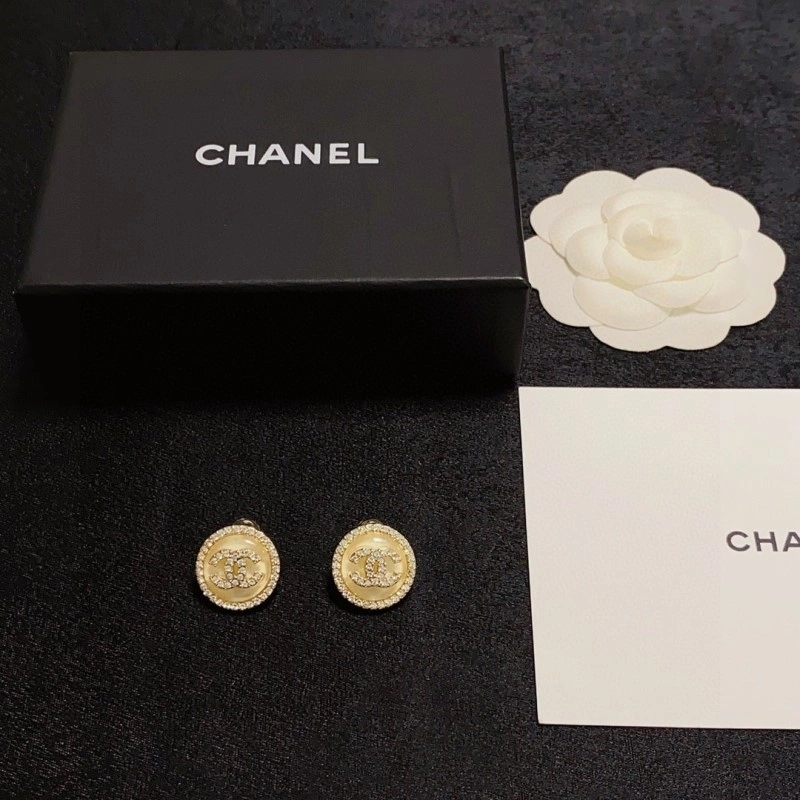 ZeroBulk Chanel Earrings 220210