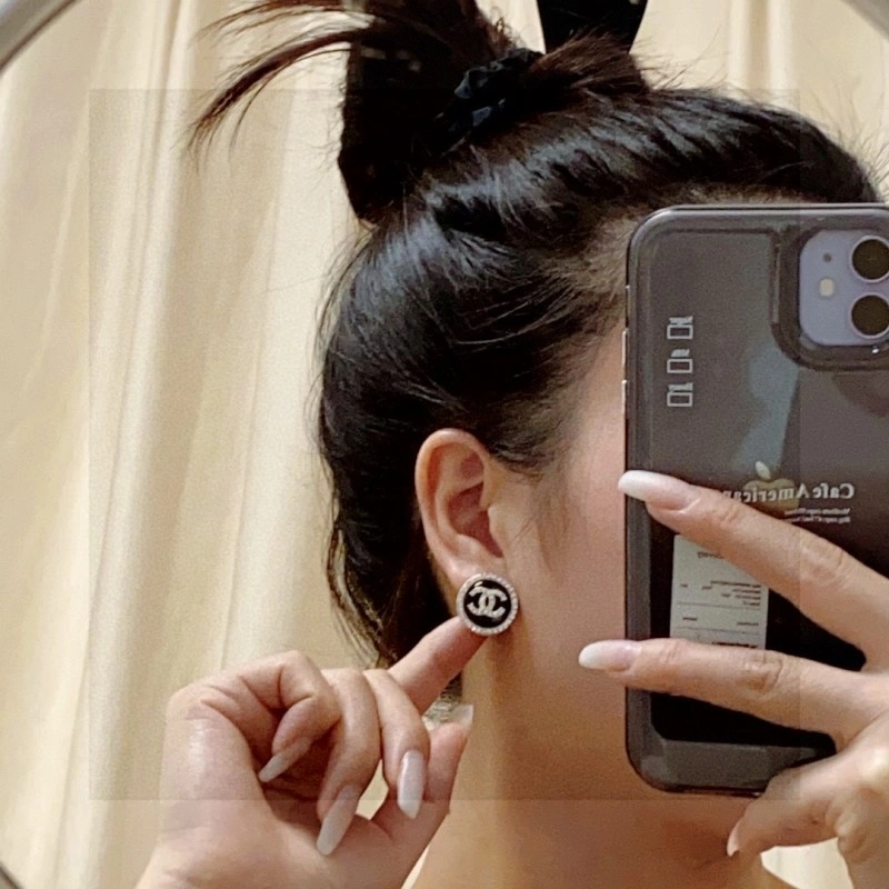 Chanel Earrings ComfortFit 220209