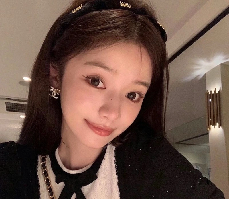 Trendy Chanel Earrings 220279