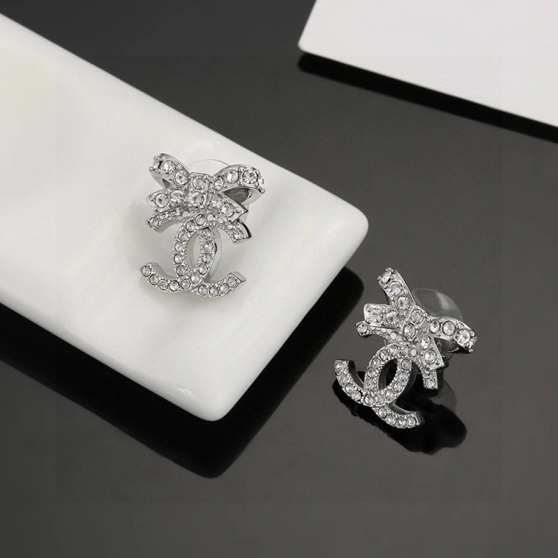 Trendy Chanel Earrings 220279