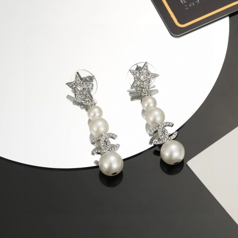 Bright Chanel Earrings 220201