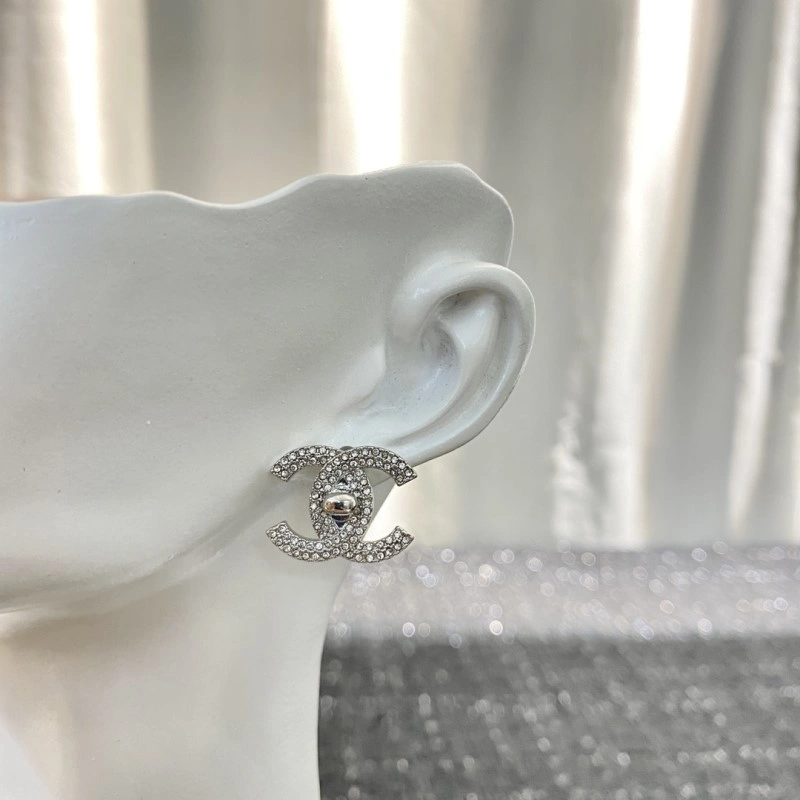 Minimalist Chanel Earrings 220196