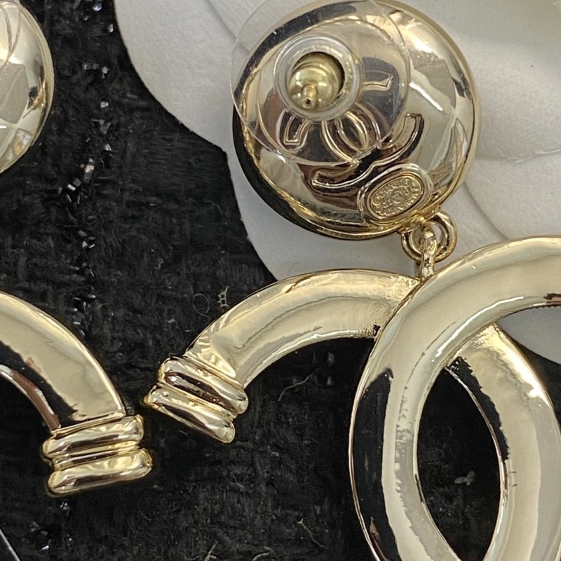 WaterResistant Chanel Earrings 220197
