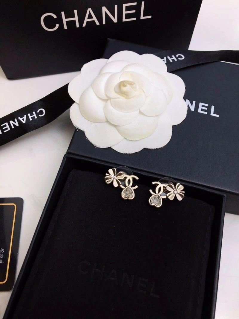 Sporty Chanel Earrings 220192
