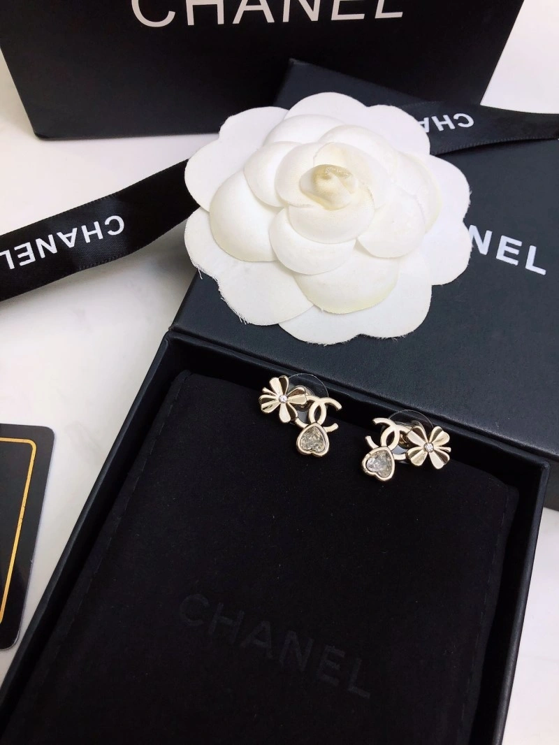 Sporty Chanel Earrings 220192