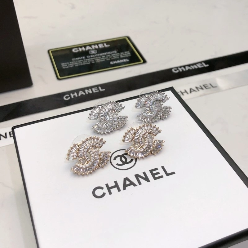 Chanel Earrings Lightweight 220189