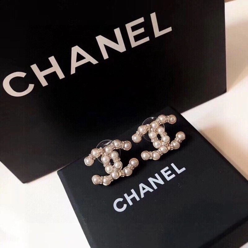 Casual Chanel Earrings 220187