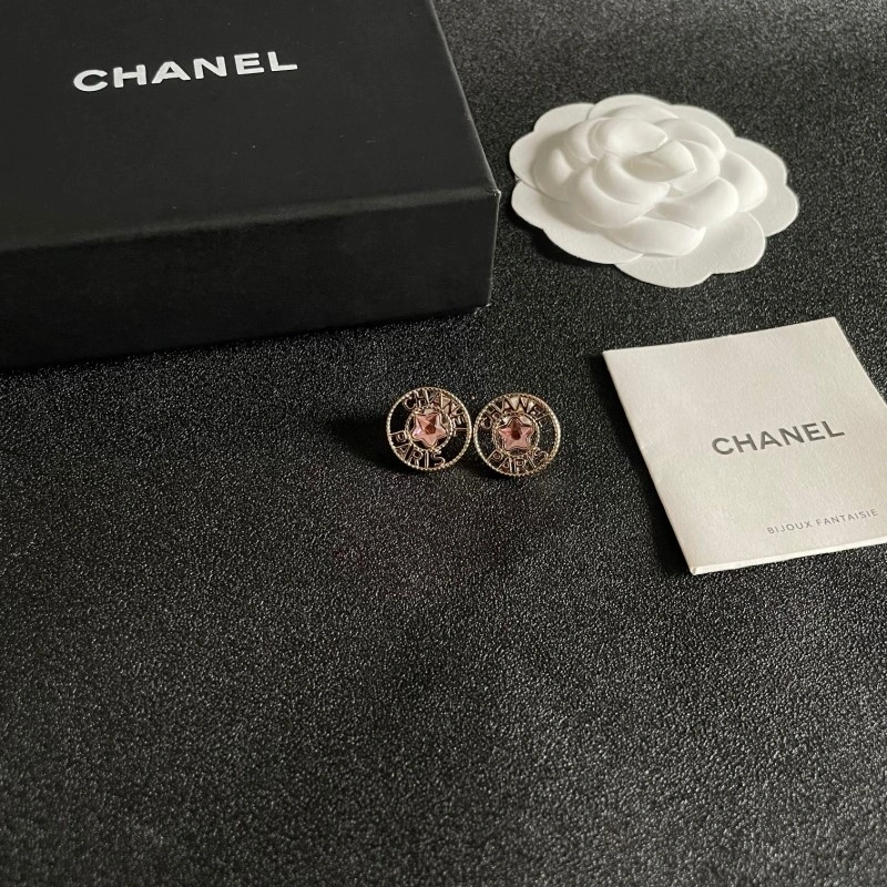 Chic Chanel Earrings 220184