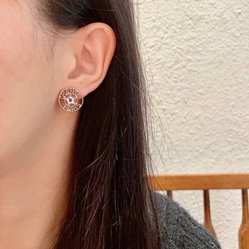 Chanel Earrings Soft 220183