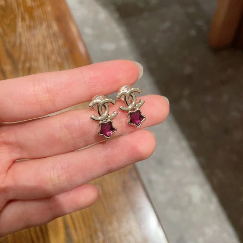 Chanel Earrings Sleek 220180