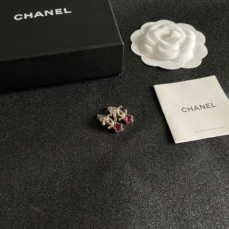 Chanel Earrings Sleek 220180