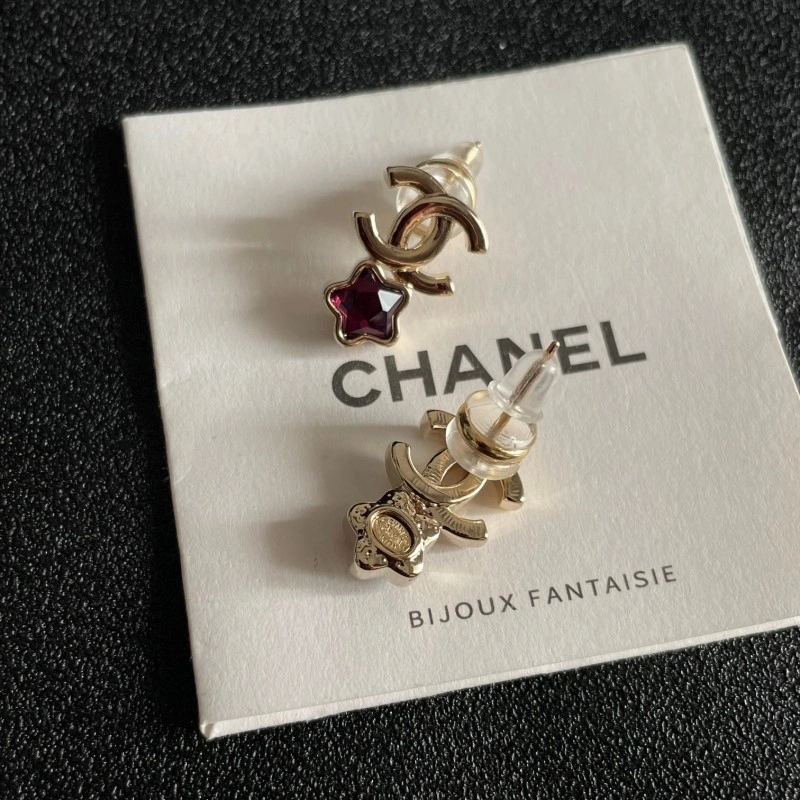 Chanel Earrings Sleek 220180