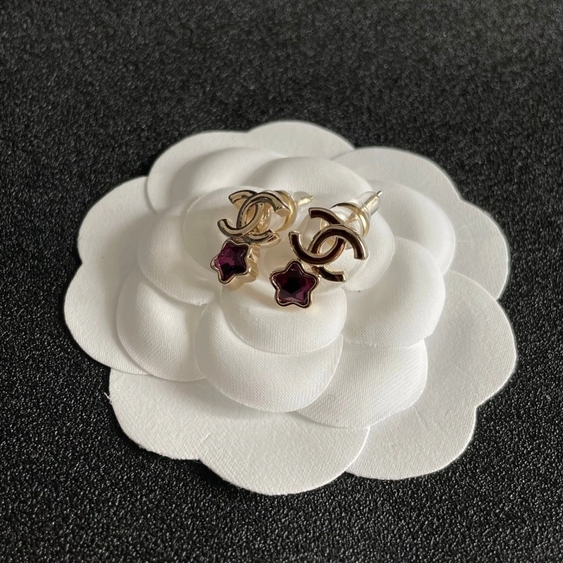 Chanel Earrings Sleek 220180