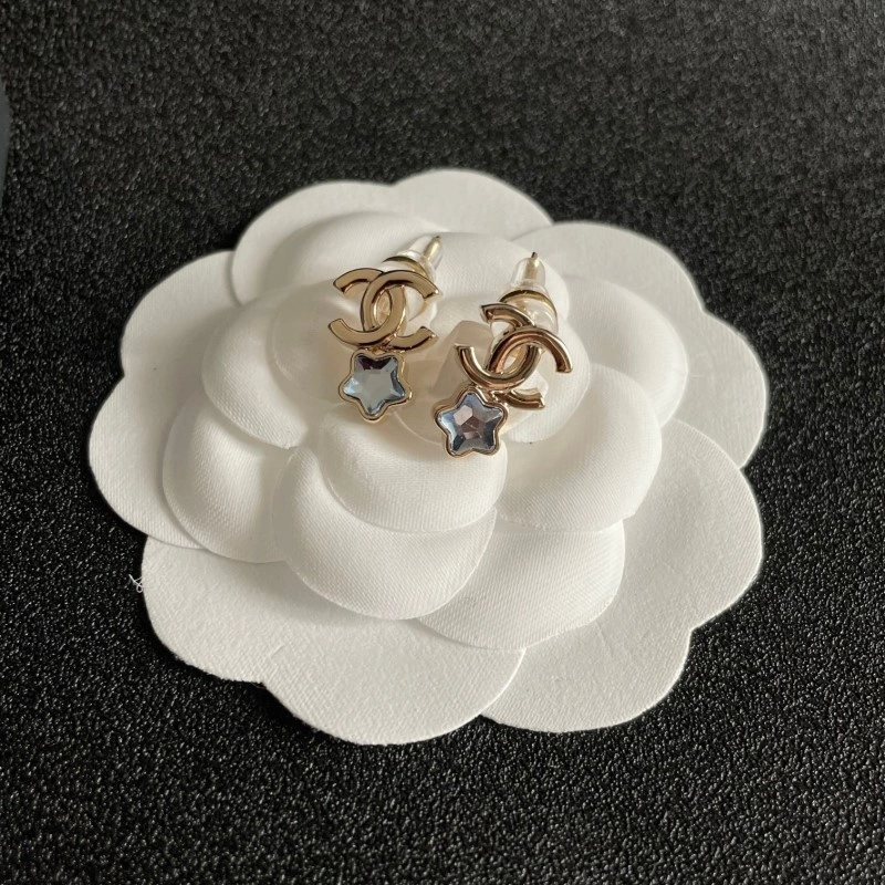 Breathable Chanel Earrings 220168