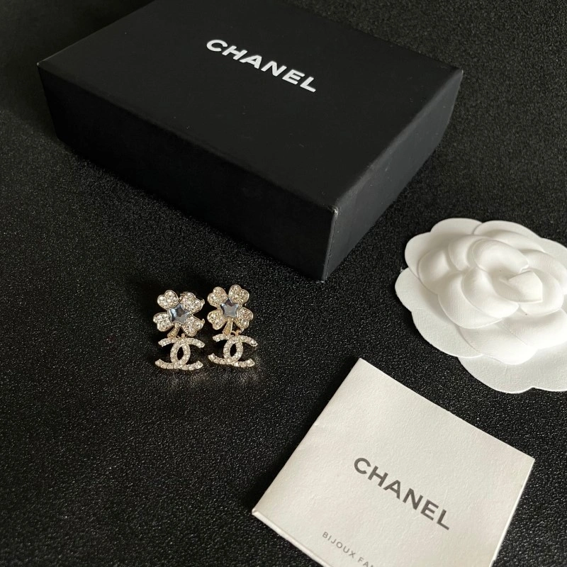 Chanel Earrings Stretchable 220169