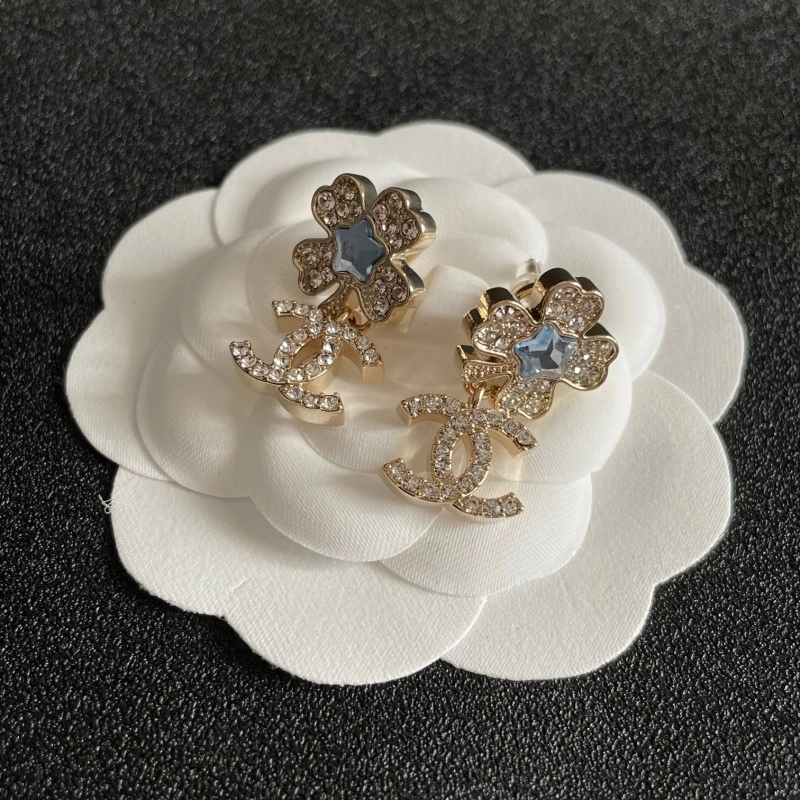 Chanel Earrings Stretchable 220169