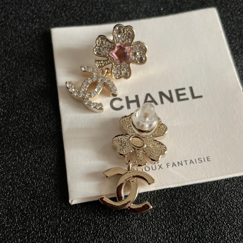 Flexible Chanel Earrings 220194