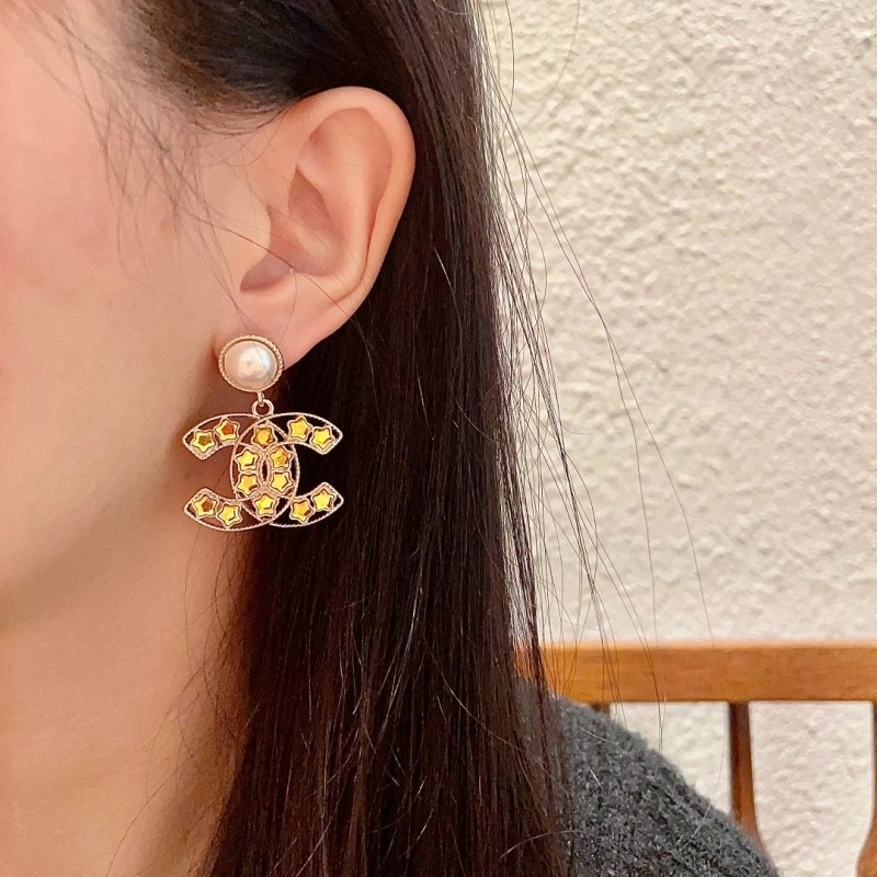 Chanel Earrings Trendsetting 220202