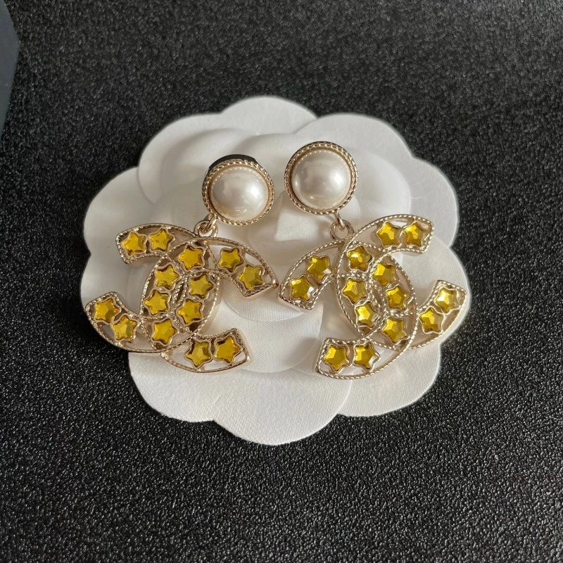 Chanel Earrings Trendsetting 220202