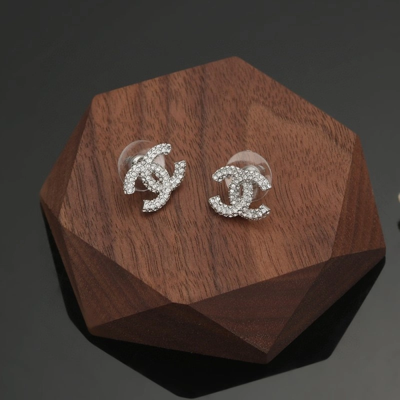 Chanel Earrings Practical 220182