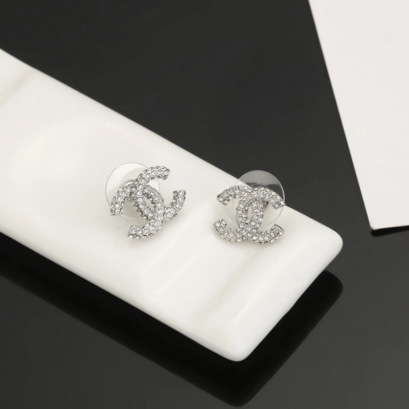 Chanel Earrings Practical 220182